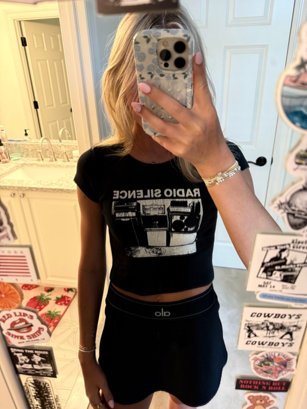brandy radio silence tee